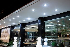 Da Vinci Hotel & Conventions