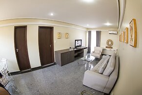 Da Vinci Hotel & Conventions