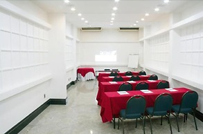 Da Vinci Hotel & Conventions