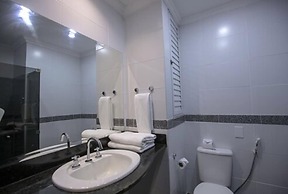 Da Vinci Hotel & Conventions