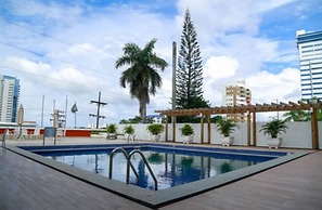 Da Vinci Hotel & Conventions