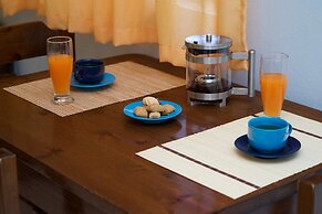 Kalypso Studios & Apartments