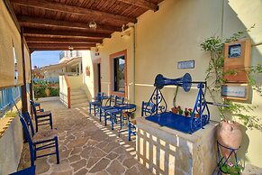 Kalypso Studios & Apartments