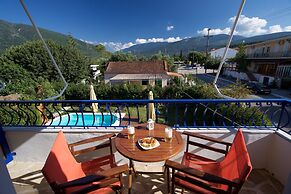 Kalypso Studios & Apartments