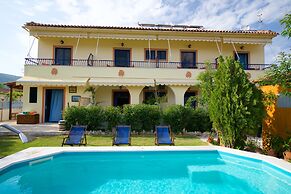 Kalypso Studios & Apartments