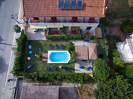 Kalypso Studios & Apartments