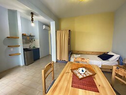Kalypso Studios & Apartments