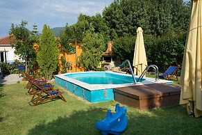 Kalypso Studios & Apartments