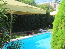 Kalypso Studios & Apartments