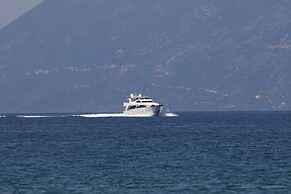 Kalypso Studios & Apartments