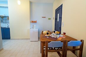 Kalypso Studios & Apartments