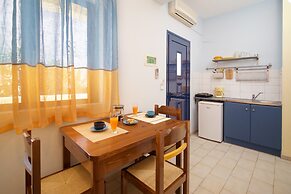 Kalypso Studios & Apartments