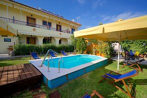 Kalypso Studios & Apartments