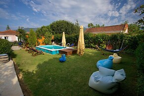 Kalypso Studios & Apartments