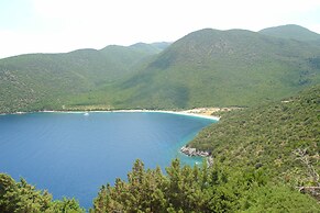 Kalypso Studios & Apartments