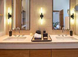 Kimpton Mas Olas Resort and Spa