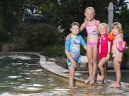 Cathedral Peak Hotel