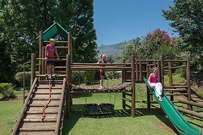 Cathedral Peak Hotel