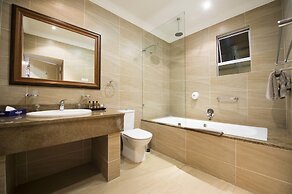 Cathedral Peak Hotel