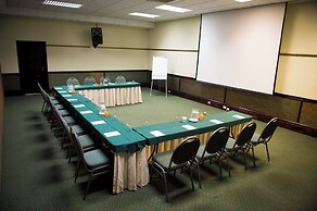 Cathedral Peak Hotel