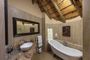 Cathedral Peak Hotel