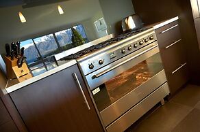 LakeRidge Queenstown by Staysouth