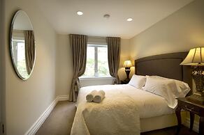 Esplanade Queenstown by Staysouth