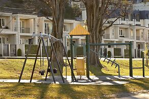 Esplanade Queenstown by Staysouth