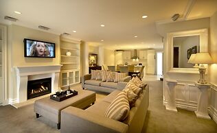 Esplanade Queenstown by Staysouth