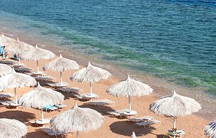 SUNRISE Arabian Beach Resort