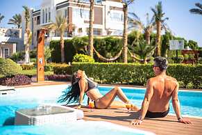 SUNRISE Arabian Beach Resort