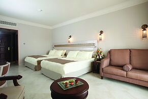 SUNRISE Arabian Beach Resort