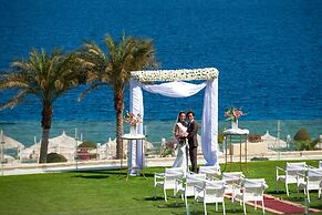 SUNRISE Arabian Beach Resort