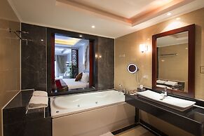 SUNRISE Arabian Beach Resort