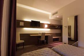 Quality Hotel Green Palace