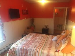 Brookside Inn At Laurens