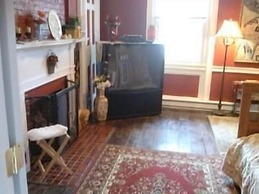 Brookside Inn At Laurens