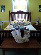 Brookside Inn At Laurens