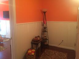 Brookside Inn At Laurens