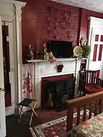 Brookside Inn At Laurens