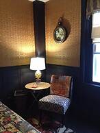 Brookside Inn At Laurens