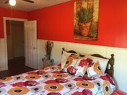 Brookside Inn At Laurens