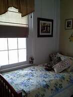 Brookside Inn At Laurens