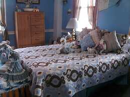 Brookside Inn At Laurens