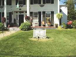 Brookside Inn At Laurens