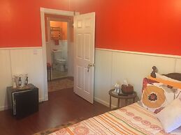 Brookside Inn At Laurens