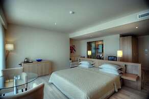 LVZZ Hotel - Boutique Class