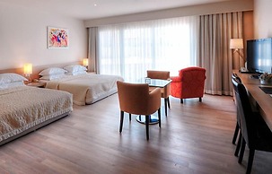 LVZZ Hotel - Boutique Class