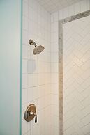 Granada Hotel & Bistro