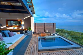 Nizuc Resort and Spa